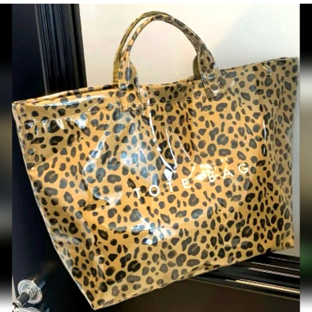 Leopard Print Tote Bag with a Beautiful Accent - Picture 4 of 11
